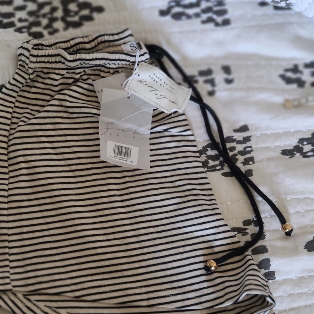 NWT | SABO SKIRT | STRIPE SHORTS - Picture 9 of 14